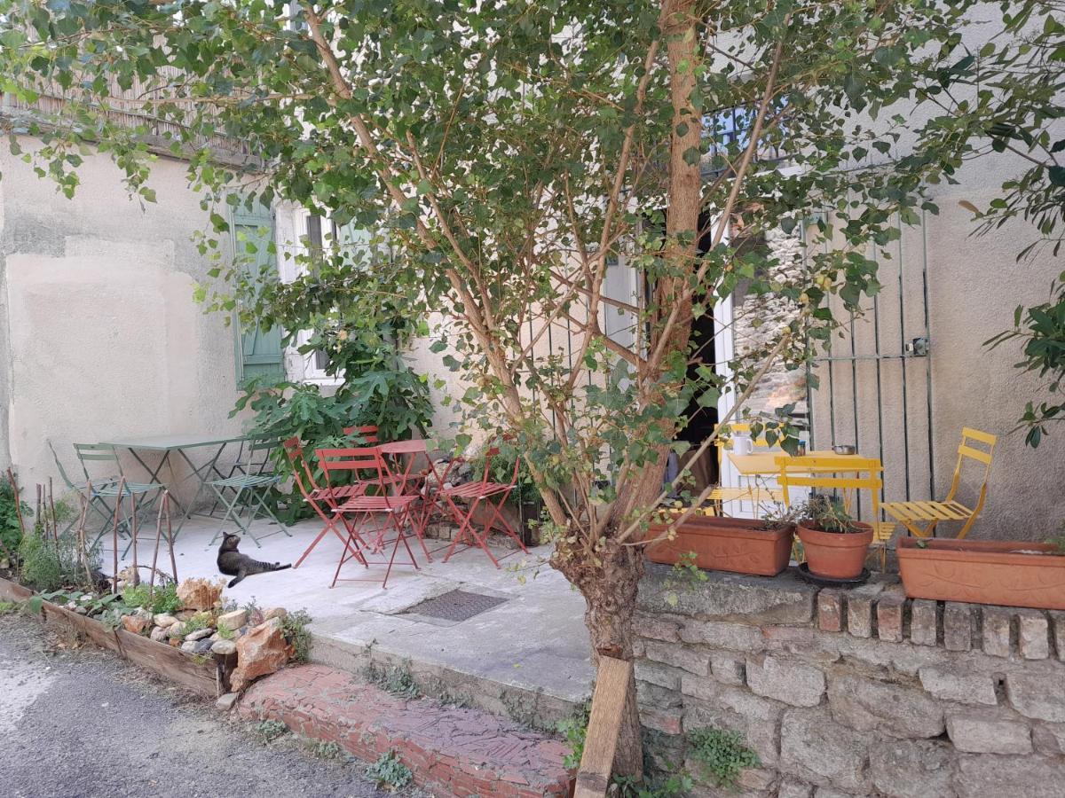 Le Prieure Bed & Breakfast Saint-Florent-sur-Auzonnet Bagian luar foto